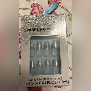 Sparkly Nail Set NWT
